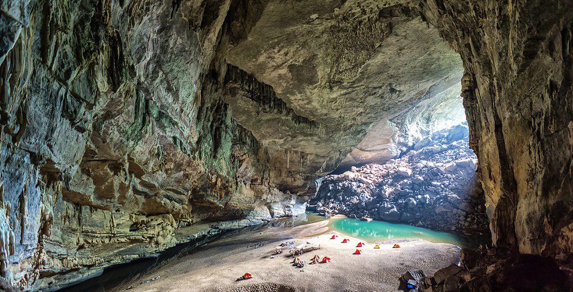 Phong Nha Mağaraları